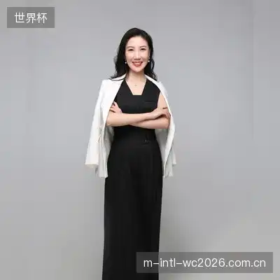 祝岚欣